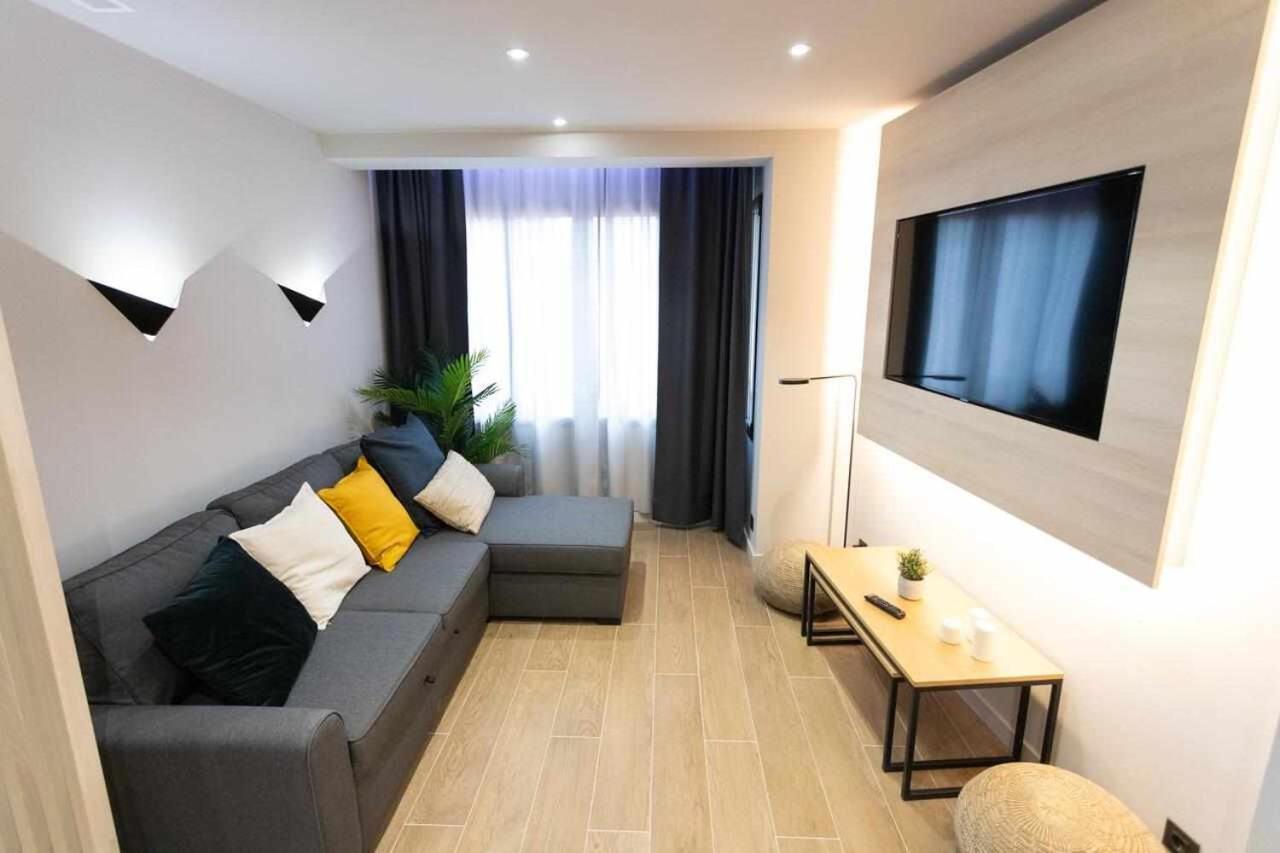 Apartamento Milano Living Suites En Vila Real 外观 照片